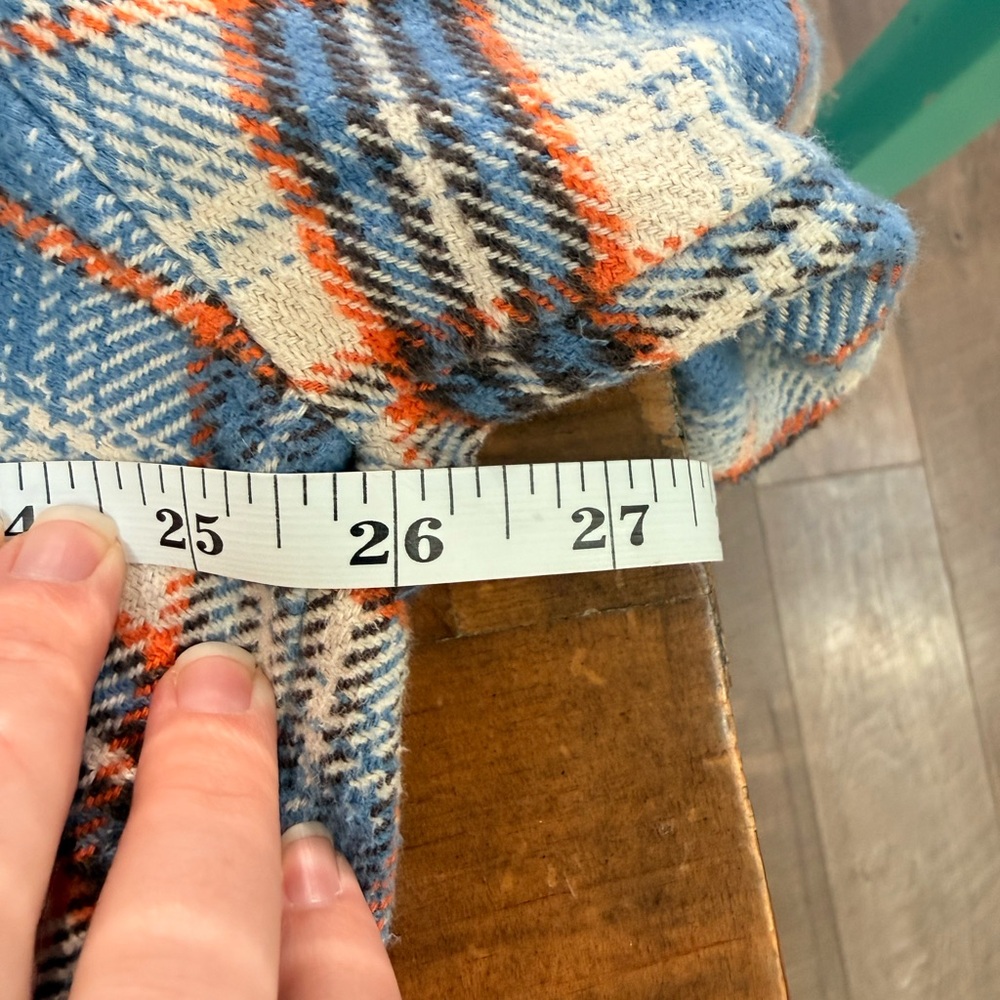 American Eagle Orange/Blue Flannel Shacket in Size Large | Cabincore - Picture 5 of 6
